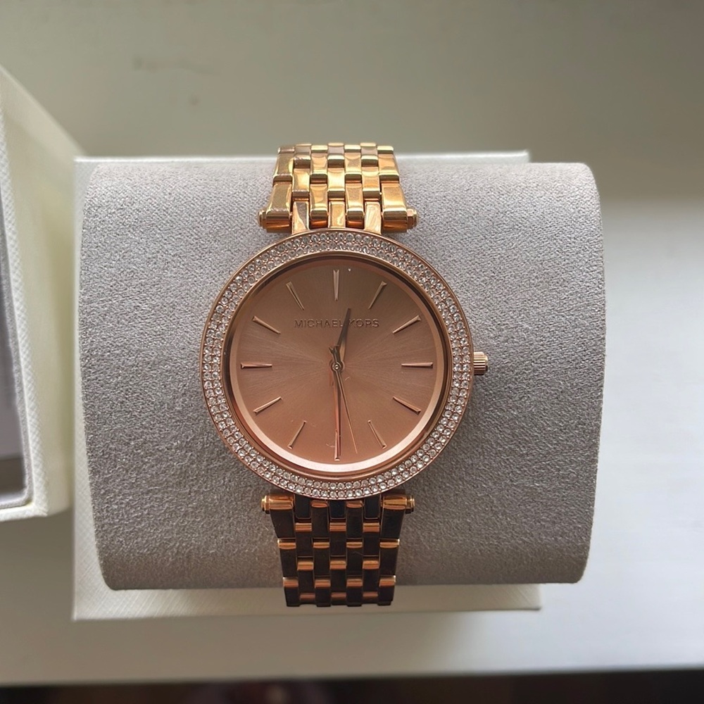 Michael Kors rose gold watch